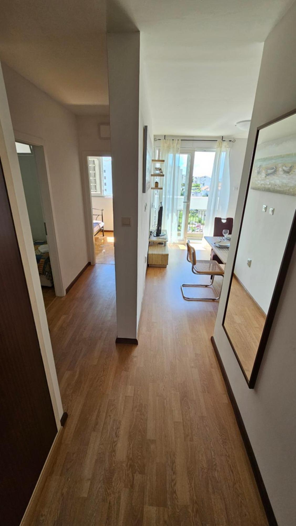 Apartament Marin's